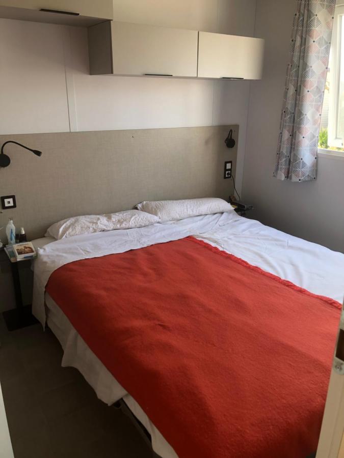 Camping Le Castellas Sete Bagian luar foto