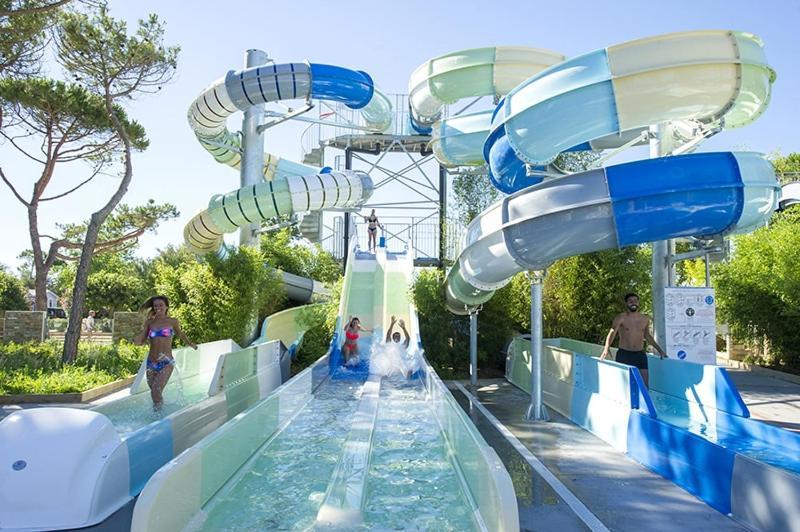 Camping Le Castellas Sete Bagian luar foto