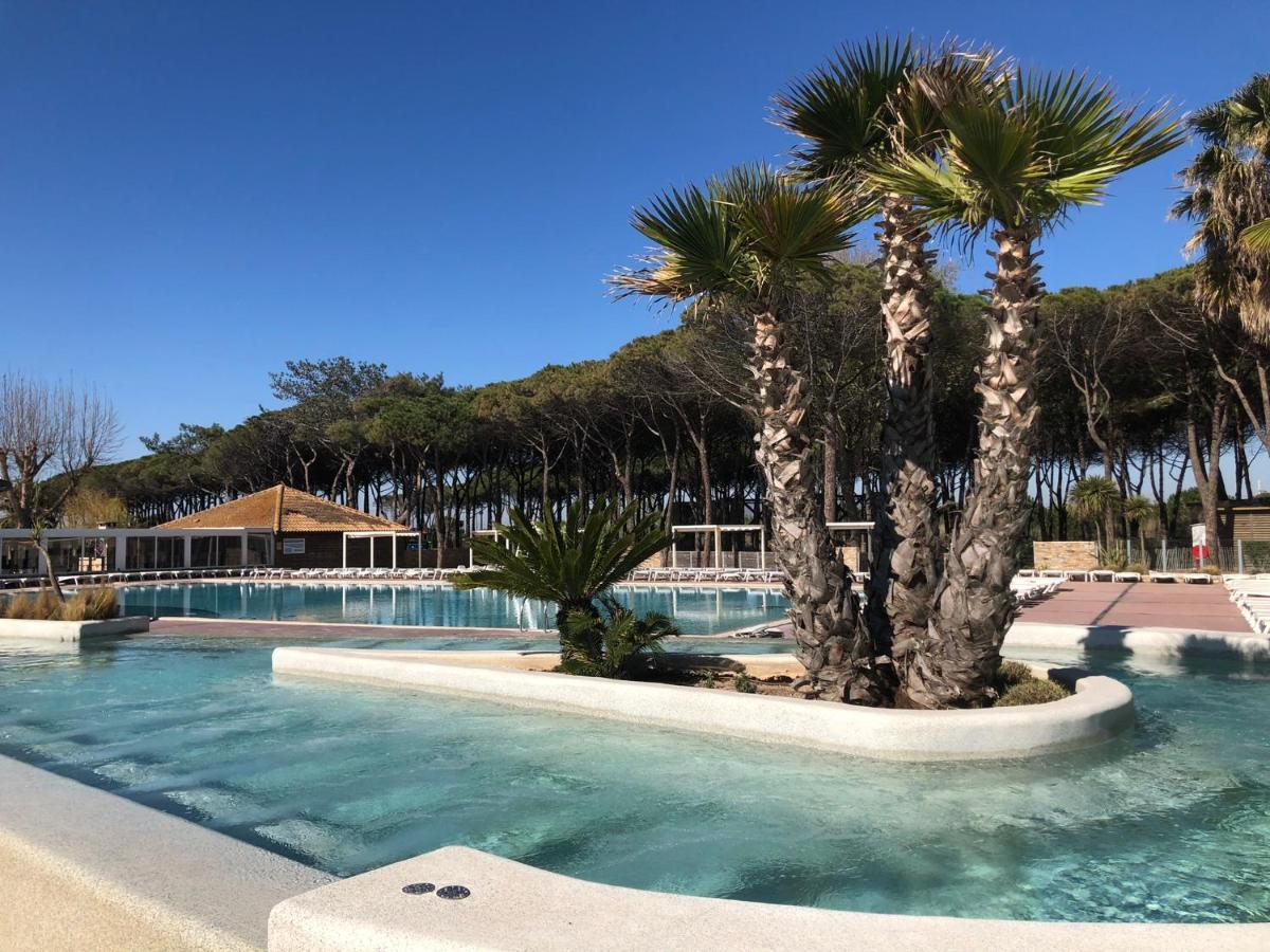 Camping Le Castellas Sete Bagian luar foto