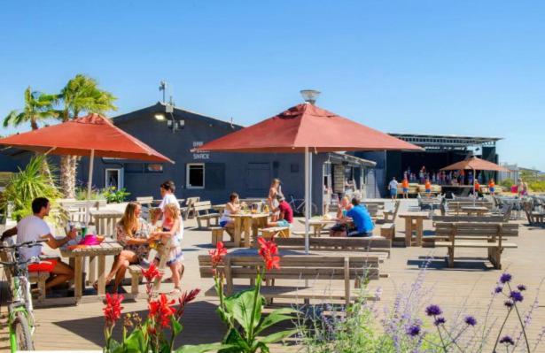 Camping Le Castellas Sete Bagian luar foto